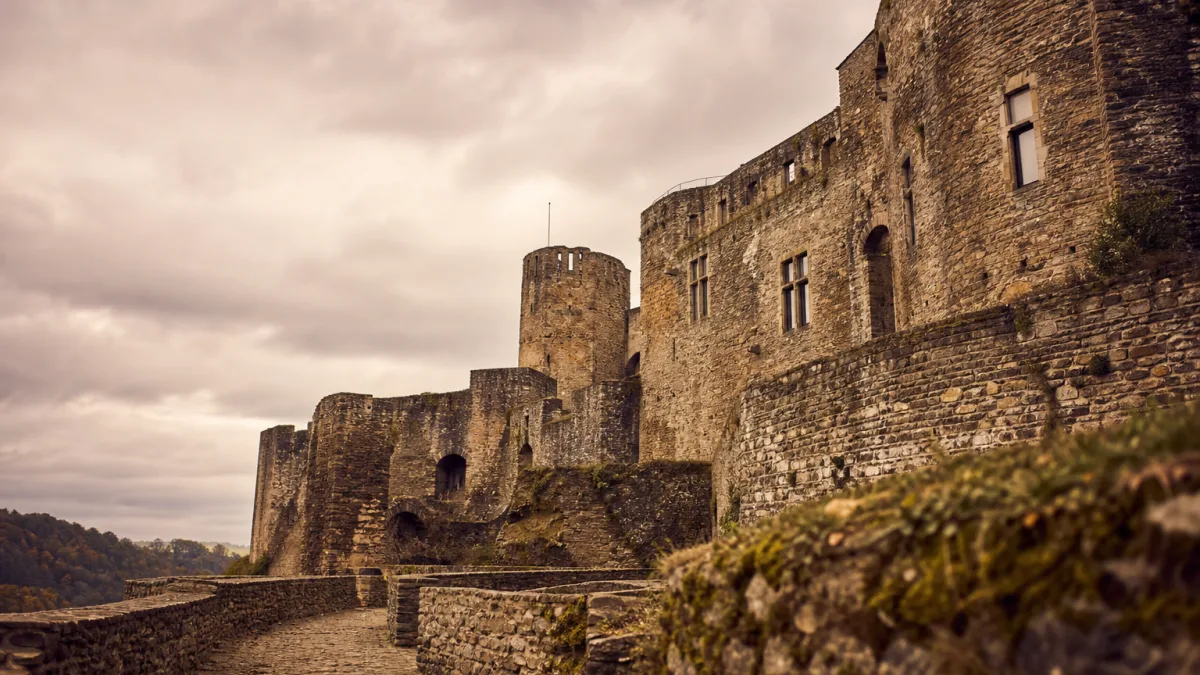 Le château de Bouillon : histoire et visite de la forteresse de Godefroid